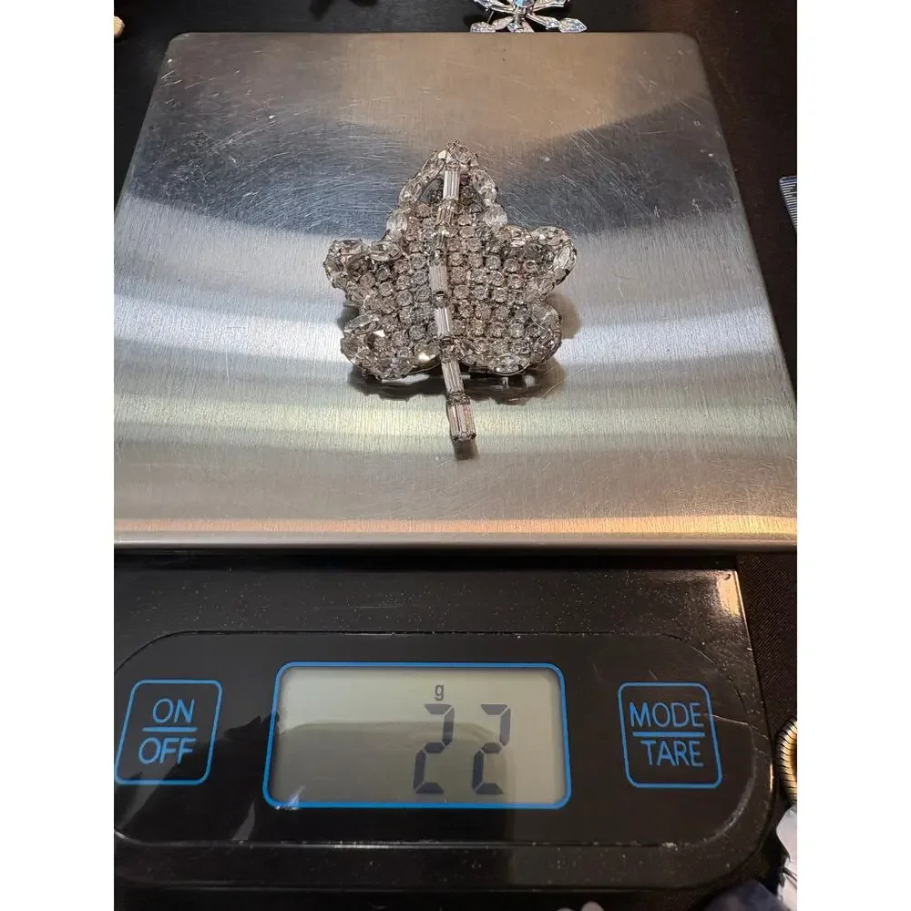 Vintage Unsigned Rhinestone Leaf Brooch 2.25 Inch Silver Tone Statement